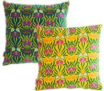 coussin-velours-carre-muguet-les-touristes-paris.jpg