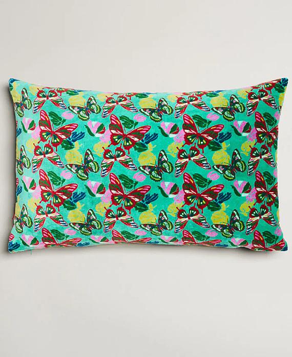 coussin-velours-papillons-les-touristes-paris-1.jpg