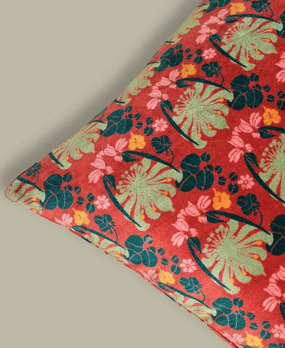 coussin-velours-william-les-touristes-paris-2.jpg