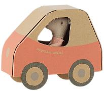 souris-au-volant-petite-soeur-maileg.jpg