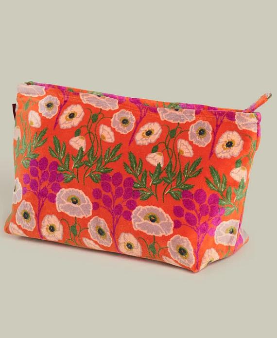 trousse-de-toilette-velours-poppy-les-touristes-3.jpg