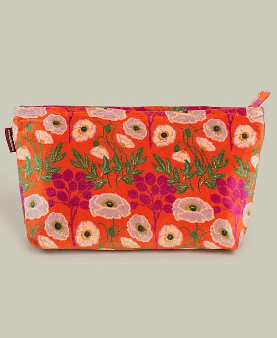 trousse-de-toilette-velours-poppy-les-touristes-4.jpg