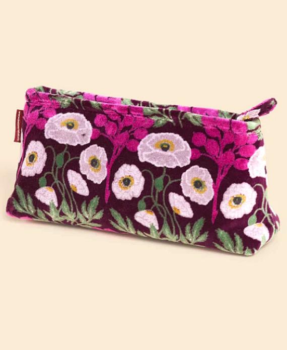 trousse-velours-maquillage-les-touristes-paris-1.jpg